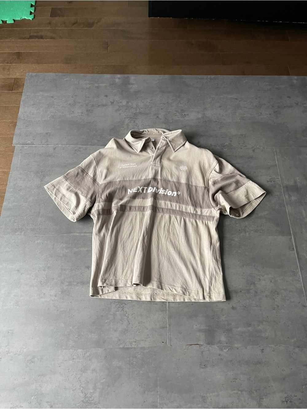Zara Men's Beige Short-Sleeve Polo with Contrast Stripe
